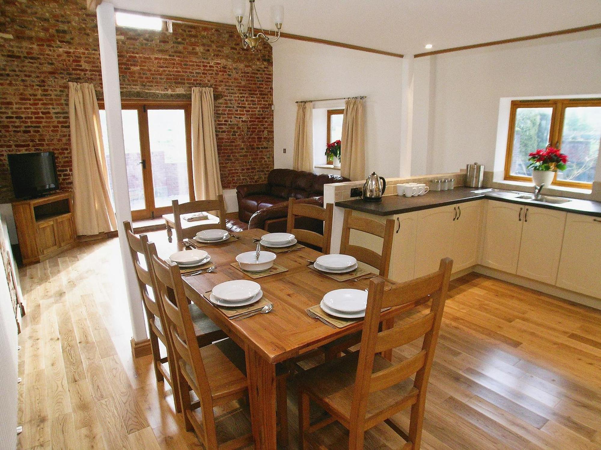 Вилла The Street Farm Barn Drayton  Экстерьер фото
